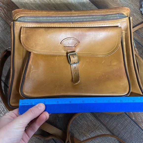 Tower Vintage Leather Camera Bag - Picture 14 of 15